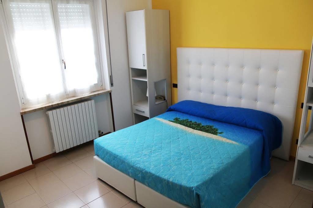 Albergo Al Sole Castelnuovo del Garda Exterior foto